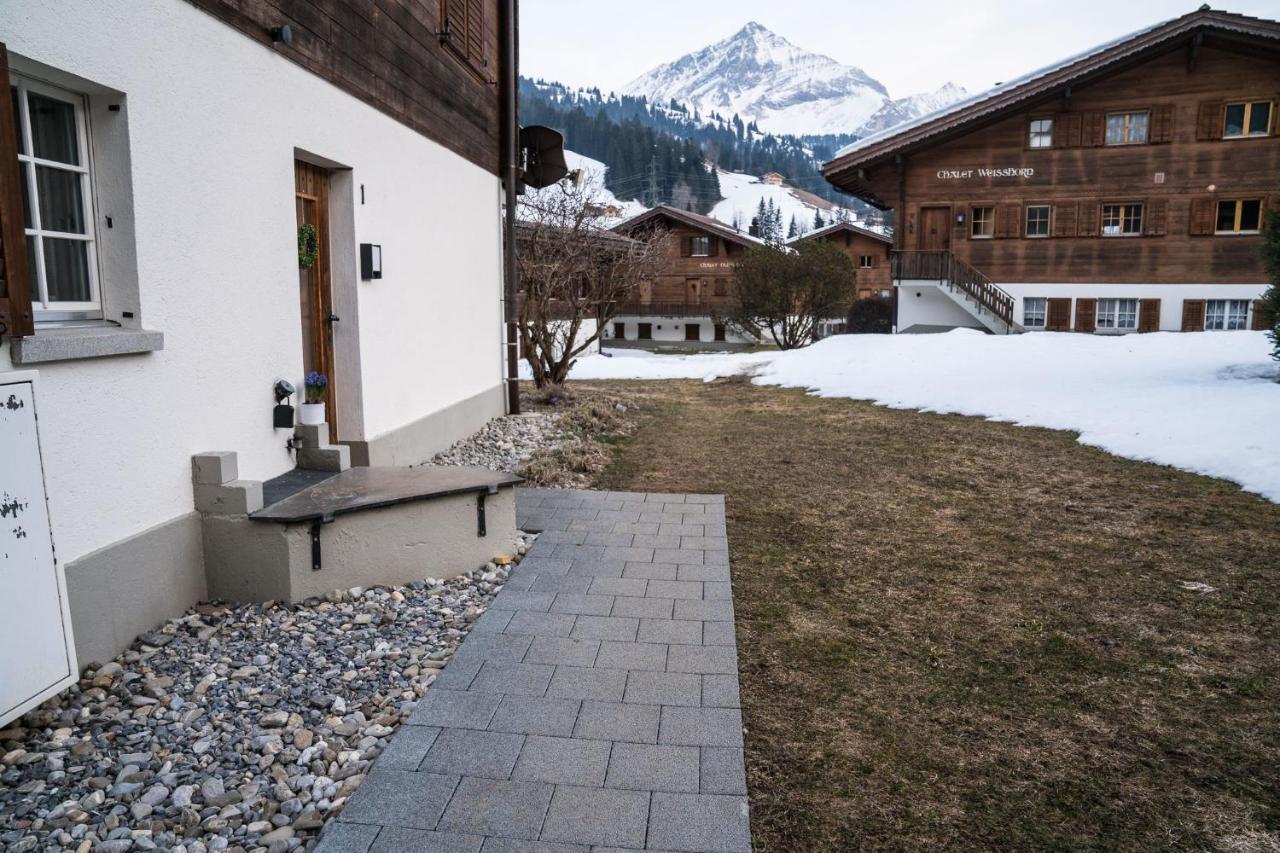 Chalet Spitzhorn - Your Peak Getaway - Private Terrasse & Gratis Parkplatz Gsteig Buitenkant foto